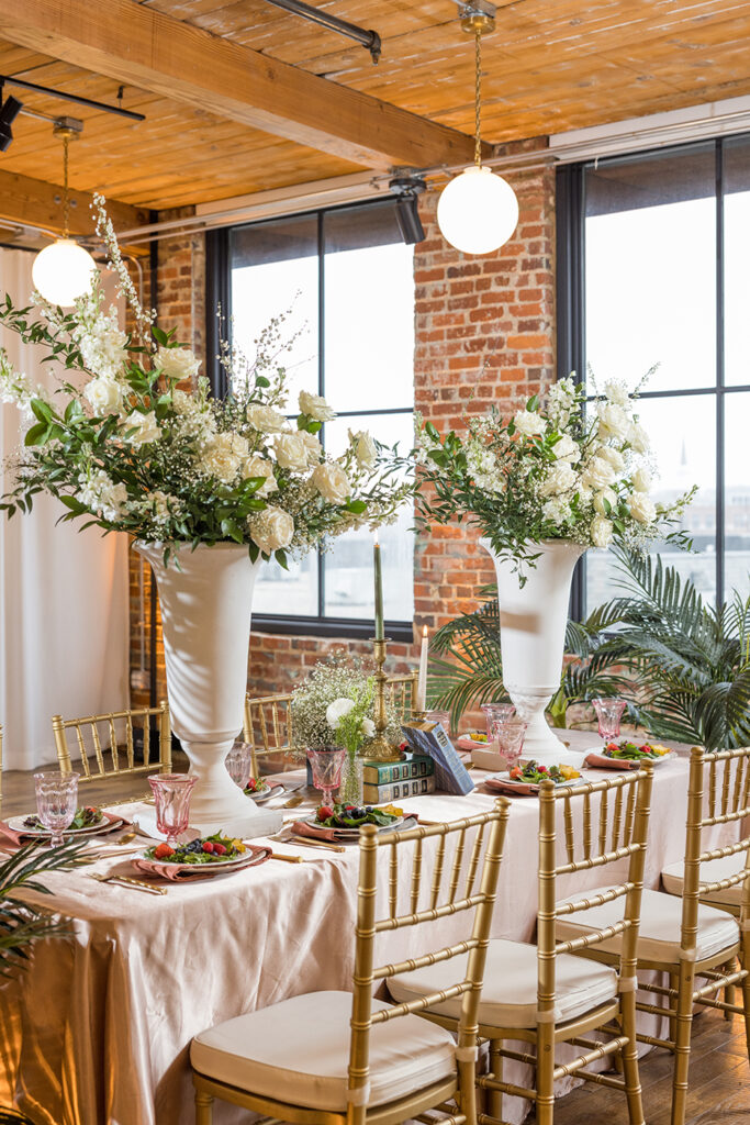 Congdon Yards The Loft Linen Room decorated table