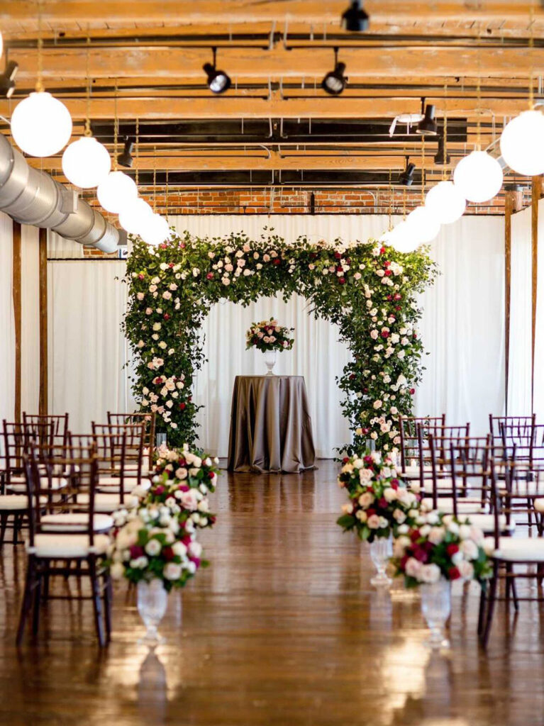 Congdon Yards The Loft Linen Room flower arrangements