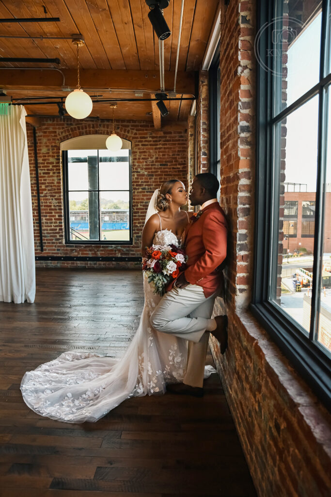 Congdon Yards The Loft Linen Room wedding couple 3